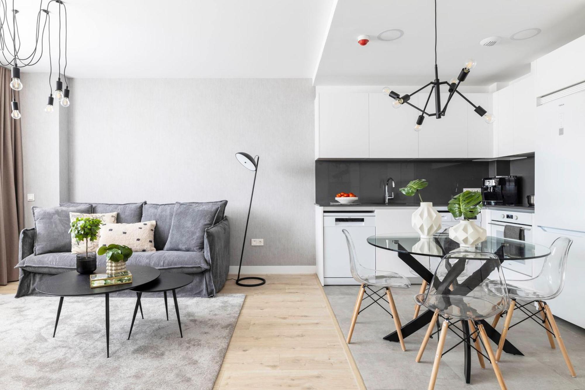 Urban Sky By Pando 26k Apartment